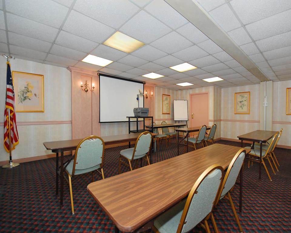 Holiday Inn Express Harrisburg Sw - Mechanicsburg By Ihg Ανέσεις φωτογραφία